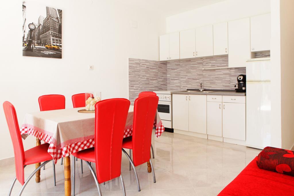 Adria Apartments Gornji Humac Room photo